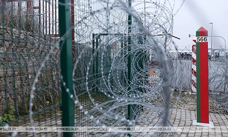Польша закрывает границы с Беларусью