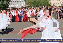 Выпускные вечера для одиннадцатиклассников пройдут сегодня в Беларуси