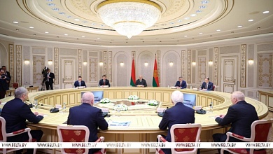 "Мы в одной лодке". Лукашенко объяснил, почему Беларуси и России надо ориентироваться на свое