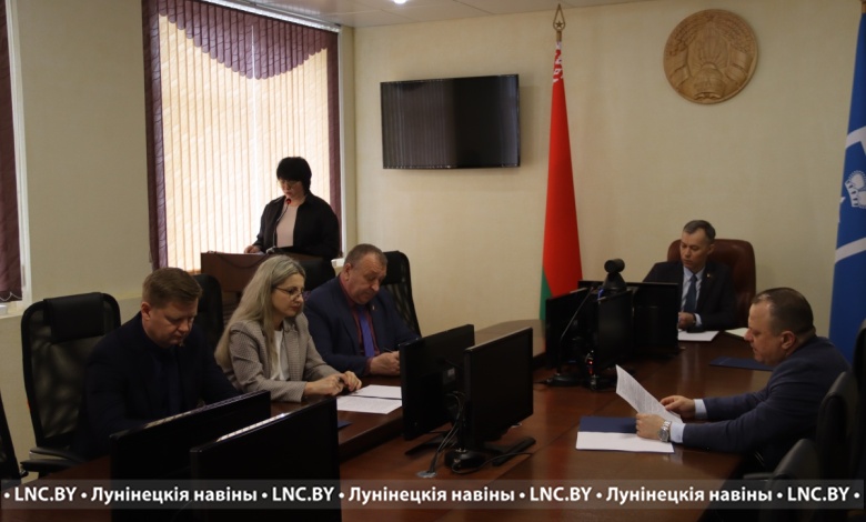 Депутаты обсудили вопросы местного самоуправления и реализации гражданских инициатив 