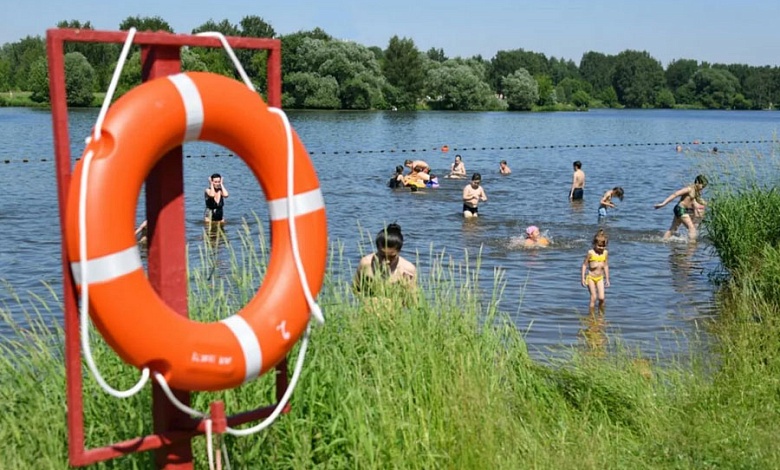 Четырех человек спасли на водоемах за сутки в Брестской области
