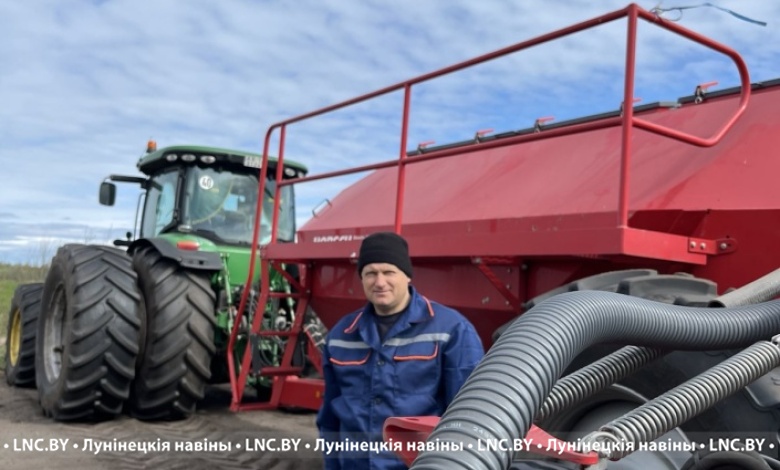 В оптимальные сроки! Продолжается сев кукурузы в Лунинецком районе