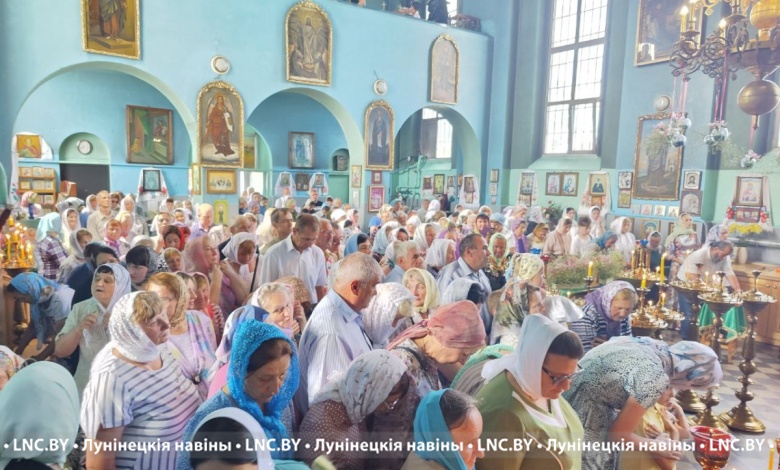 Престольный праздник храма в честь Рождества Иоанна Предтечи в Микашевичах (фоторепортаж)