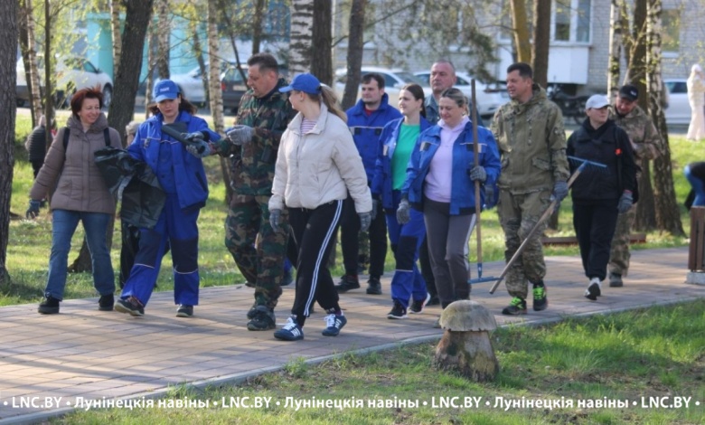 Чистота и порядок! Микашевичи присоединились к республиканскому субботнику