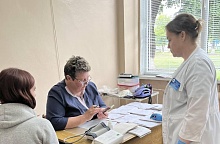 Диспансеризация без отрыва от производства ведется в Лунинецком районе