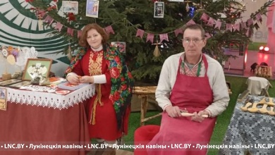 Мастера Лунинецкого района вдохновляют посетителей выставки "Моя Беларусь"