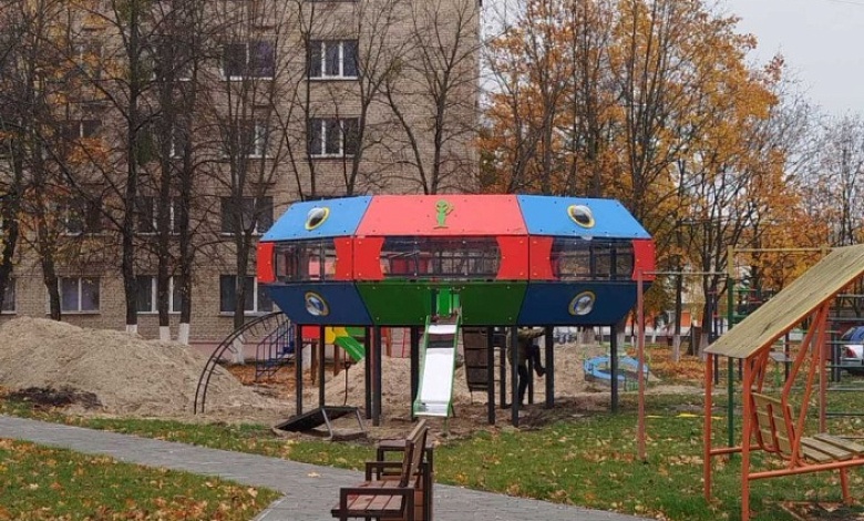 Продолжается благоустройство Микашевичей