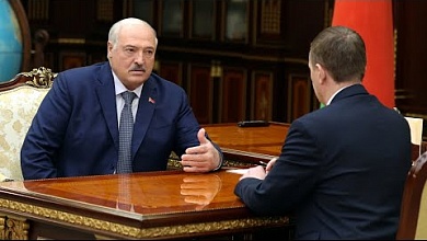 Лукашенко: В перерыве ты от меня немножко получил! // Предупреждение по-мужски