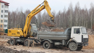 Новый торговый центр начали строить в Микашевичах