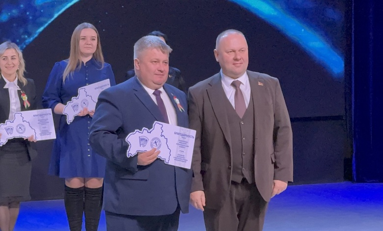 Лунинчане приняли участие в закрытии третьего трудового семестра