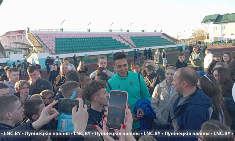 Настоящий праздник футбола устроили в Лунинце. Фоторепортаж