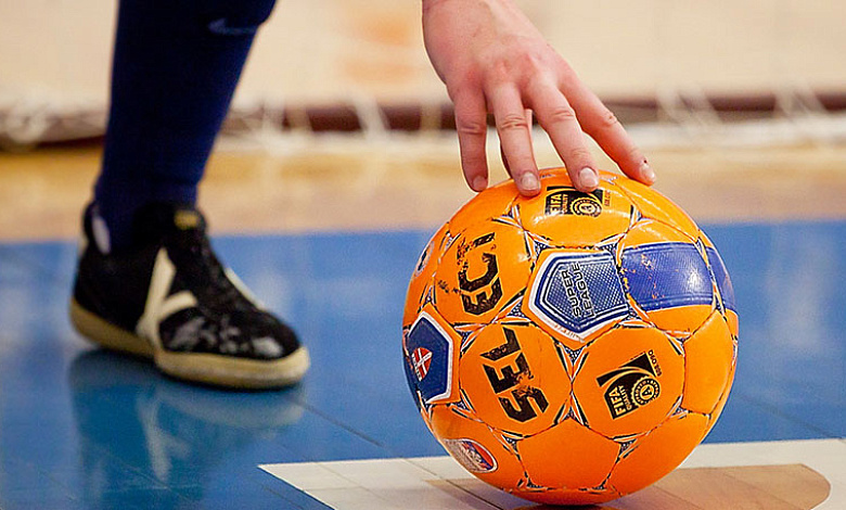 Лунинчане приняли участие в областных соревнованиях по мини-футболу