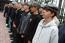 Армейские будни закончились в лагере «Спутник» на берегу озера Белое