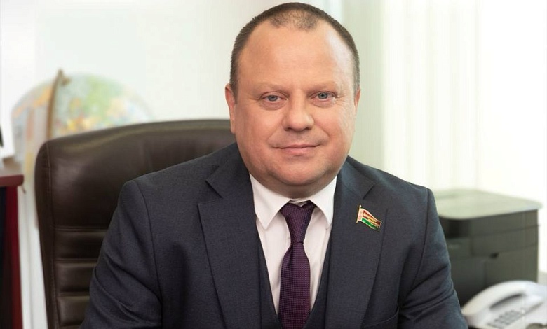 Сенатар правядзе “прамую лінію” 19 сакавіка