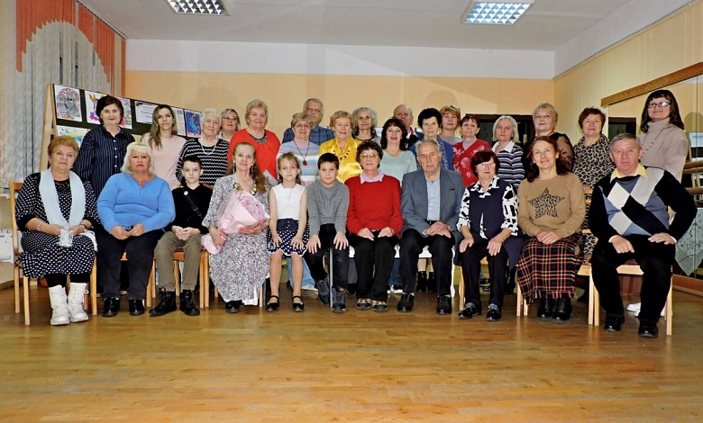 «Этот мир удивительный - внуки» и муза Валентины Трухновой