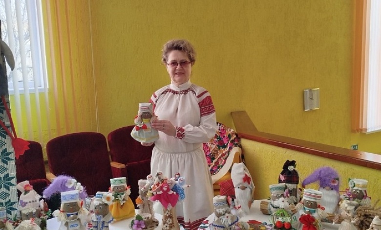 Чароўны свет Жанны Лапацінай | Лунінецкі раён