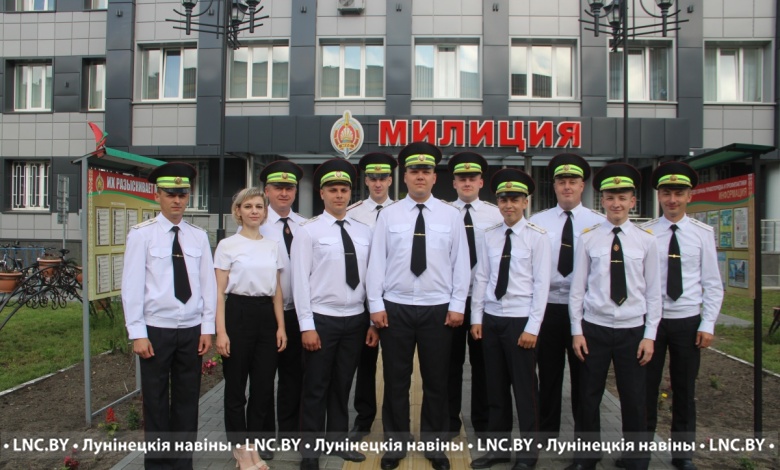 В свой профессиональный праздник сотрудники ГАИ Лунинетчины несут службу