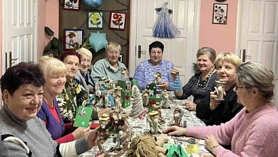 От всей души! Мастерская Деда Мороза открылась в Лунинце