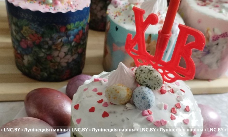 Паважаныя свяшчэннаслужыцелі і вернікі хрысціянскіх цэркваў! ﻿Ад усёй душы віншуем вас са Светлым святам Вялікадня!