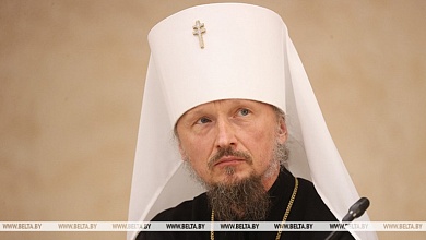 Лукашенко поздравил митрополита Вениамина с днем рождения...