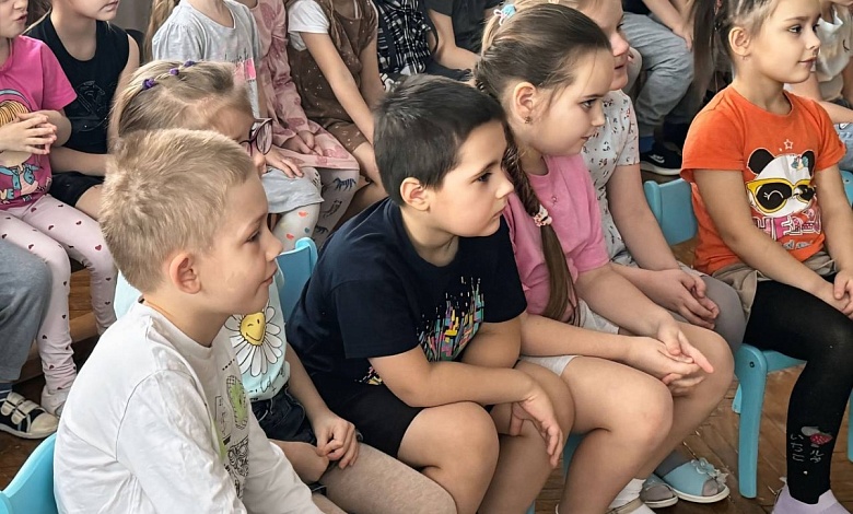 Занятия по безопасности проводят в детских садах Лунинца