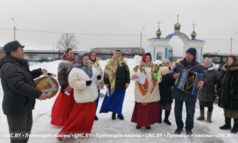 В Микашевичах проводили Масленицу