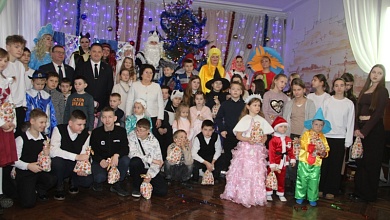 Юные лунинчане побывали в новогодней сказке