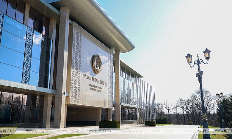 Изменения по вопросам административной ответственности! Президент подписал закон!