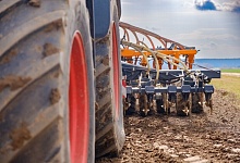 Упрощены админпроцедуры для владельцев тракторов и самоходных машин