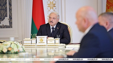 Справедливое отношение к людям и работа на результат. Что требует Лукашенко от руководства на местах