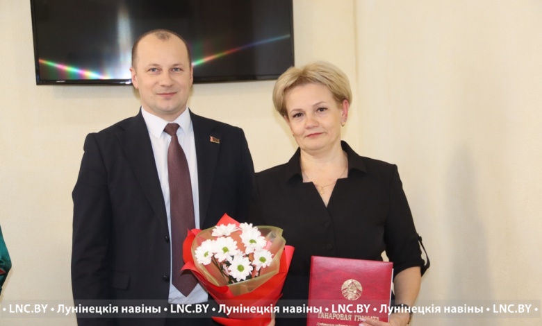 В Лунинце торжественно отметили День работников социальной защиты