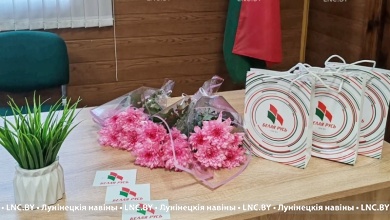 "Белая Русь" в Лунинце провела акцию "Гражданская позиция"