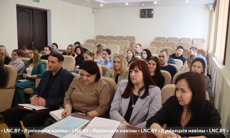 Подвели итоги работы по развитию физической культуры, спорта и туризма в Лунинецком районе