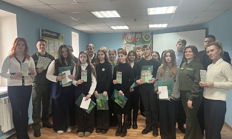 Работники Лунинецкого лесхоза провели профориентационную встречу 