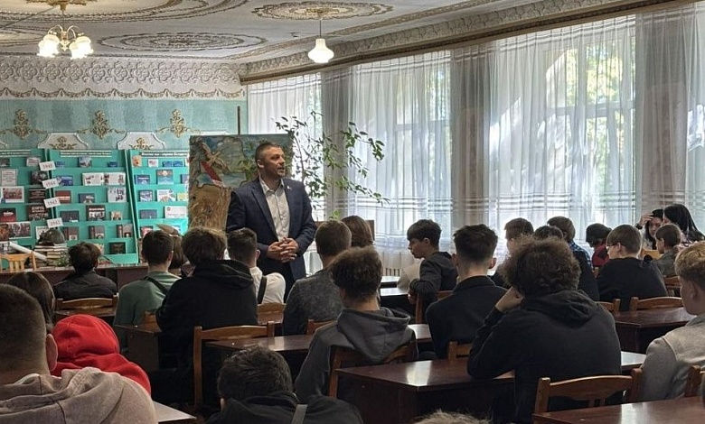 Как не стать жертвой или марионеткой преступников, рассказали учащимся Лунинецкого аграрного колледжа