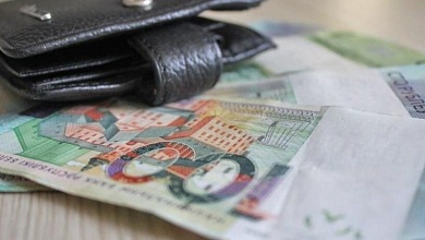 Счёт на тысячи рублей | Наниматели забыли об индексации зарплаты и доплате