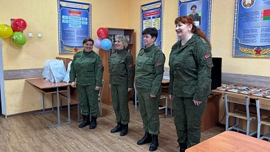 В Лунинецком районе поздравили защитников Отечества 2-го радиотехнического центра