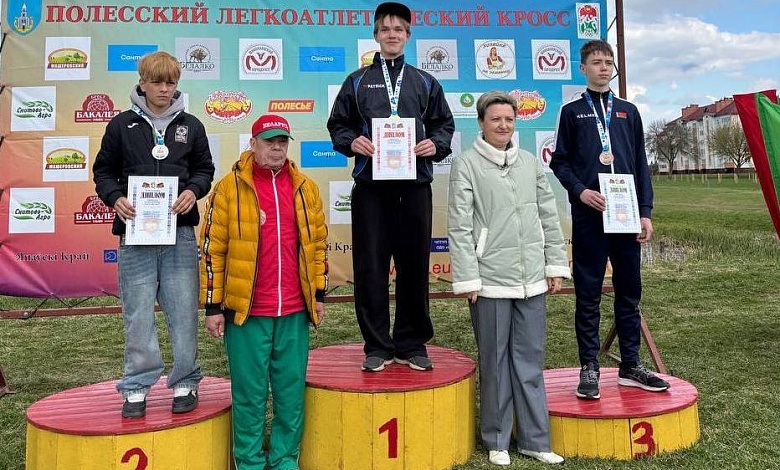 Лунинчанин стал победителем областных соревнований по легкоатлетическому кроссу