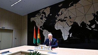 Лукашенко подписал документ о присоединении Беларуси к Совету мира