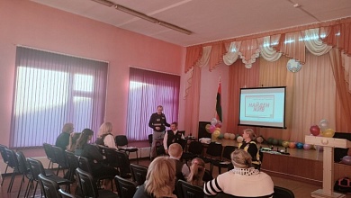 Школьники встретились с волонтерами ПСГ "Пантера" в Лунинецком районе