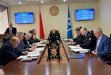 Дороги, вода, торговля. Уровень оказания услуг и их качество обсудили в Лунинце