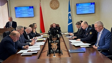 Дороги, вода, торговля. Уровень оказания услуг и их качество обсудили в Лунинце