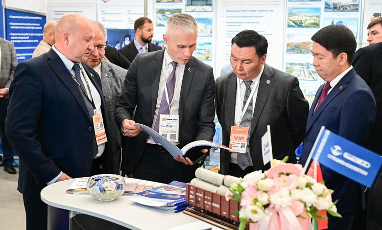 Есть контакт! В Минске представили продукцию из Микашевичей