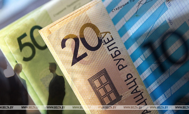 Новации в обеспечении выплаты заработной платы и вознаграждений разъяснили в Минтруда