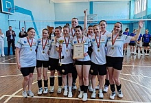 Красота спорта! Кто из девчат в Лунинецком районе лучше всех играет в волейбол
