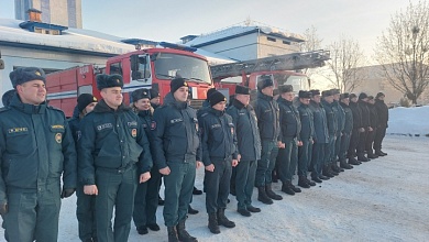 Спасатели Лунинецкого РОЧС принимали поздравления и награды