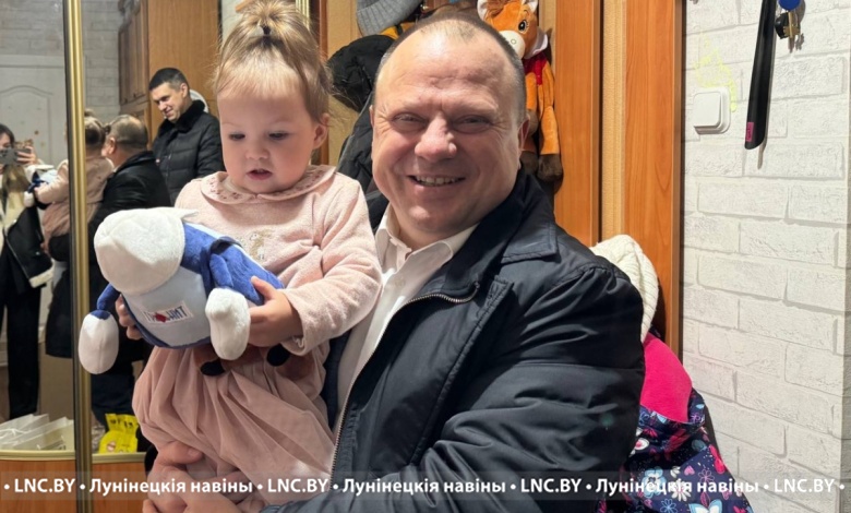 Наши дети! Сенатор посетил приемную семью