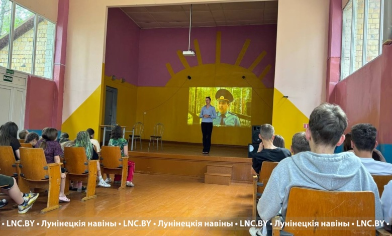 "Шаг к успеху" сделали в лагере "Спутник" на озере Белое в Лунинецком районе