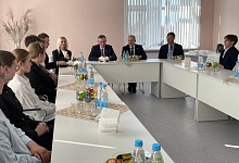 Дмитрий Городецкий встретился с учащимися аграрных классов в Лунинце