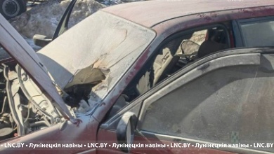 В Микашевичах загорелся автомобиль